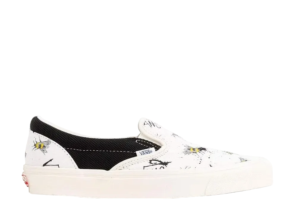 Ralph Steadman × Vans Slip-On Bees "True White"