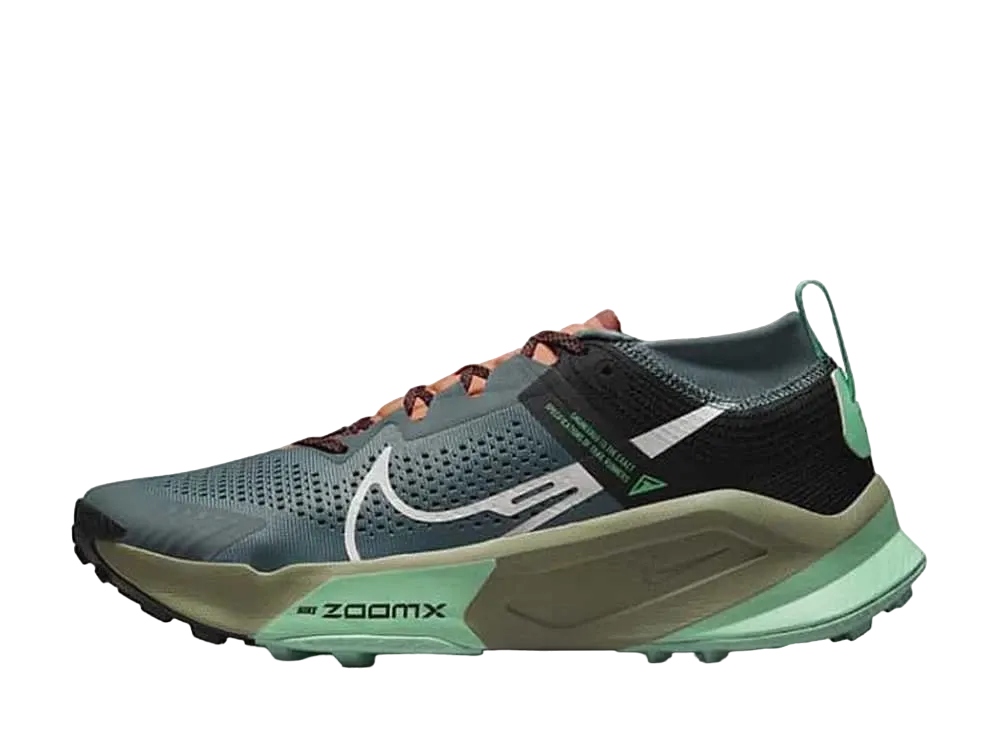 ナイキ ズームX ゼガマ "ミネラルスレート/ブラック/グリーングロー/ライトボーン"