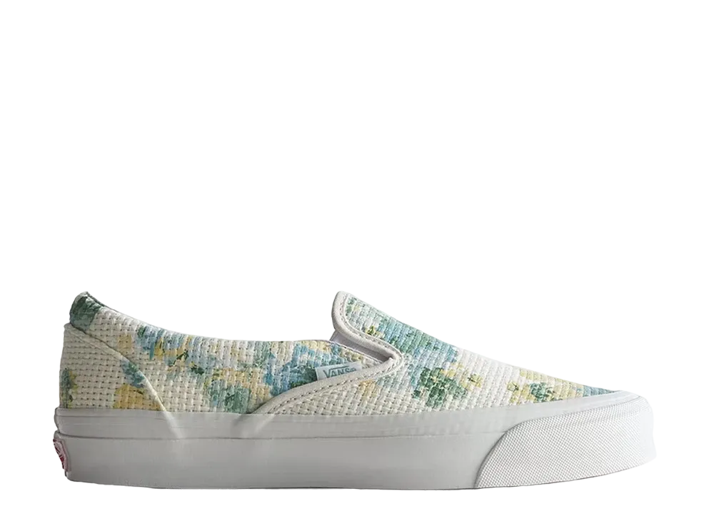 キス × バンズ OG クラシック スリッポン LX フォア ボールト "ヴィンテージフローラル"