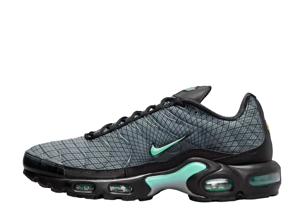 Nike Air Max Plus "Green Glow"