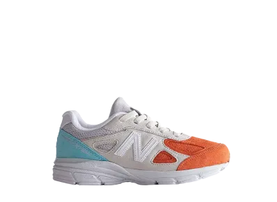 キス × ニューバランス PS 990V4 キクラデス "ラスト/パーチメント"(キッズ)
