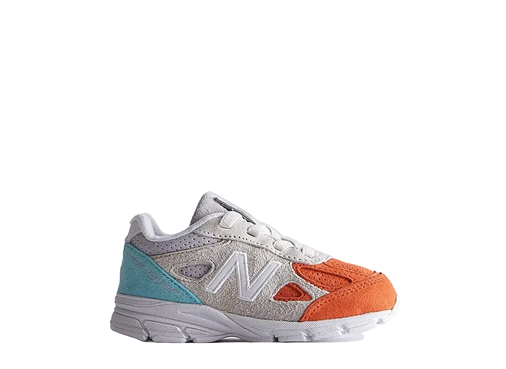 キス × ニューバランス TD 990V4 キクラデス "ラスト/パーチメント"(キッズ)