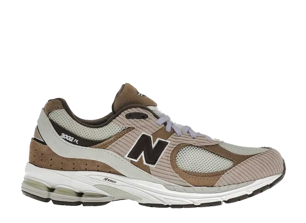Ssens × New Balance 2002R Exclusive Corduroy "Beige/Brown"