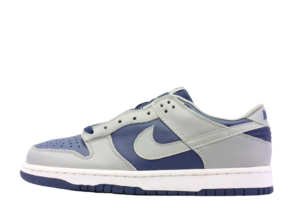 アトモス × ナイキ ダンク ロー "トワイライト ブルー/ミディアム グレー"