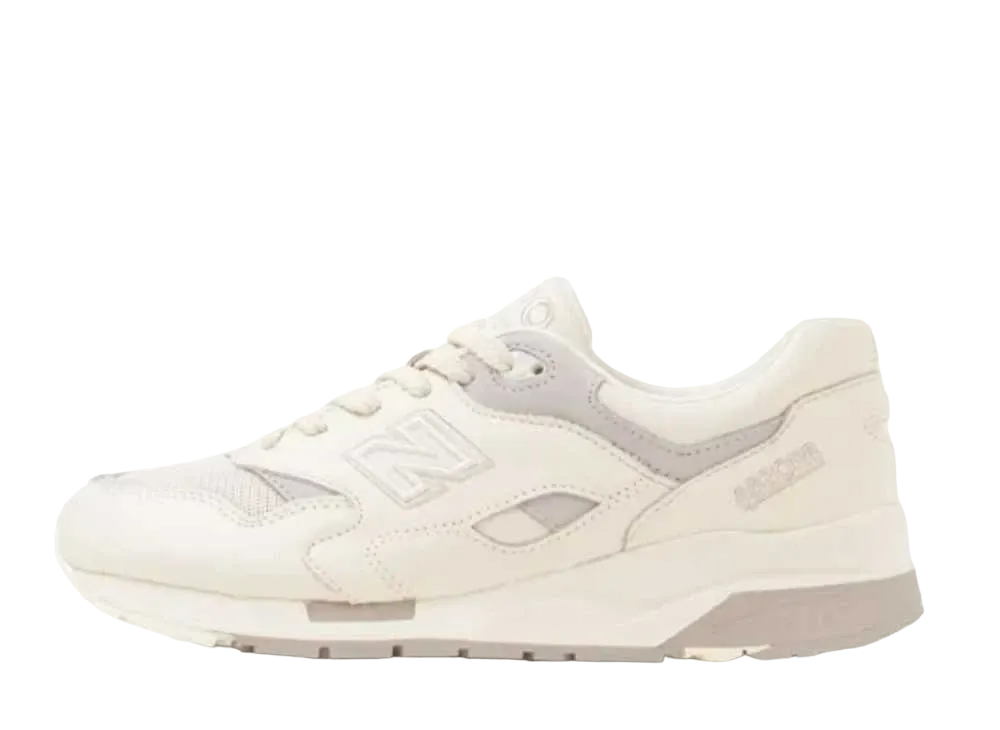 ニューバランス CM1600WP "ホワイト"