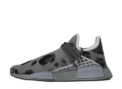 ファレル・ウィリアムス × アディダス HU NMD "アッシュ/グレー アンド コアブラック"