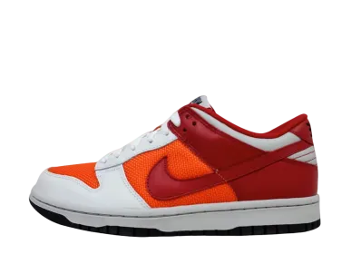 ナイキ ウィメンズ ダンク ロー "ホワイト/バーシティ レッド オレンジ ブレイズ"