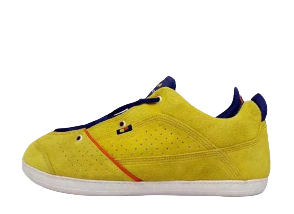 ナイキ オビディアン "ミディアム イエロー"