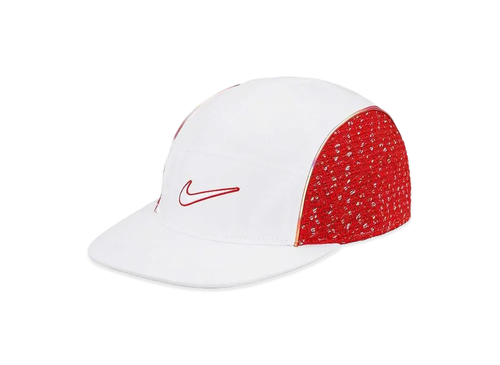 Supreme / Nike Bouclé Running Hat "White"