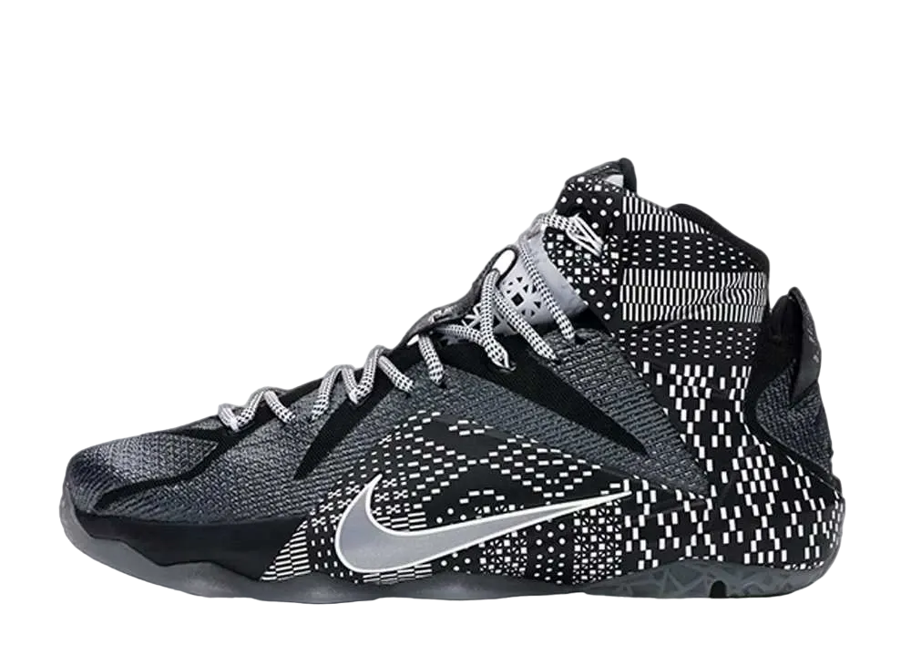 ナイキ レブロン12 BHM "ブラック/ホワイト メタリック シルバー" (2015)