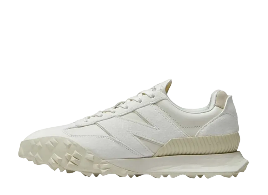 オーラリー × ニューバランス XC-72 "ホワイト"