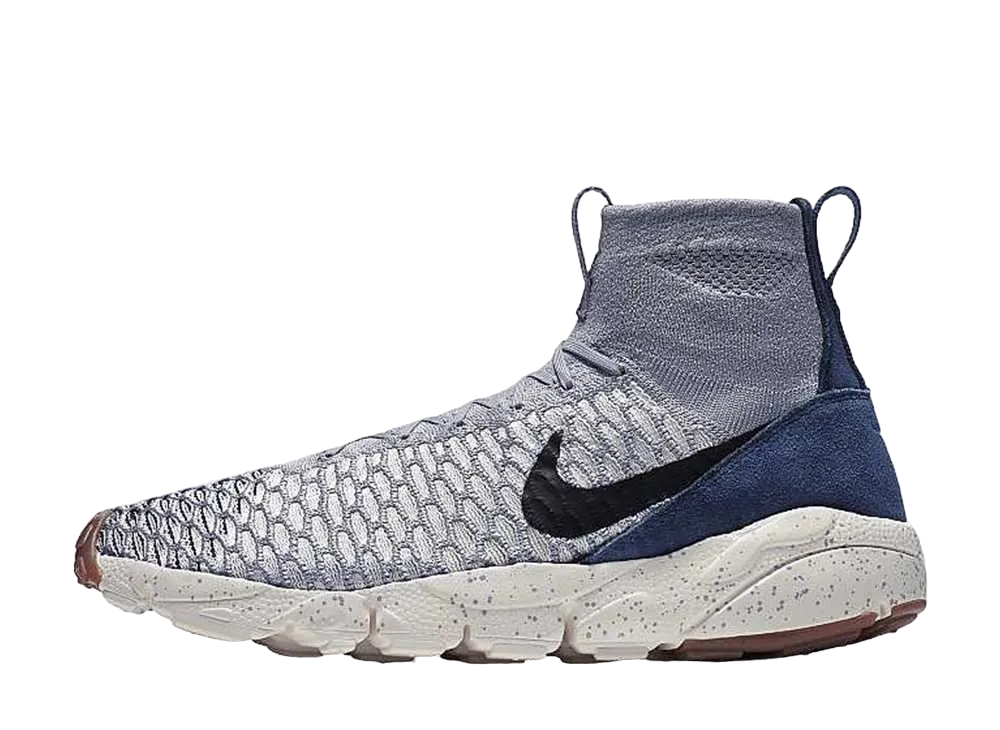 ナイキ エアフットケープ マジスタフライニット "ウルフ グレー ダーク オブシディアン"