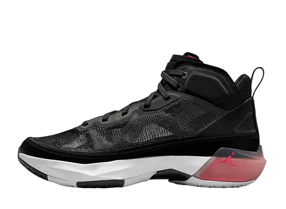 ナイキ エアジョーダン 37 "ブラック/マルチ カラー"