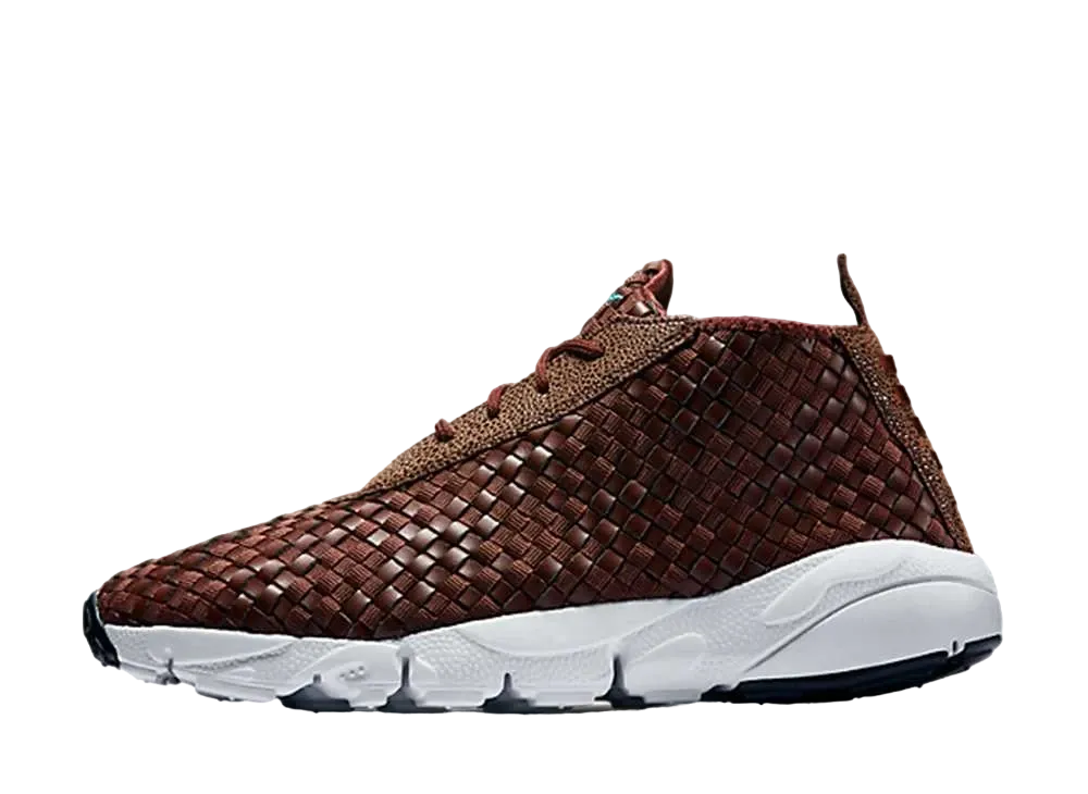 ナイキ エアフットケープ デザート チャカ "ブラウン