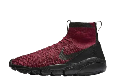 ナイキ エアフットスケープ マジスタ "チーム レッド"