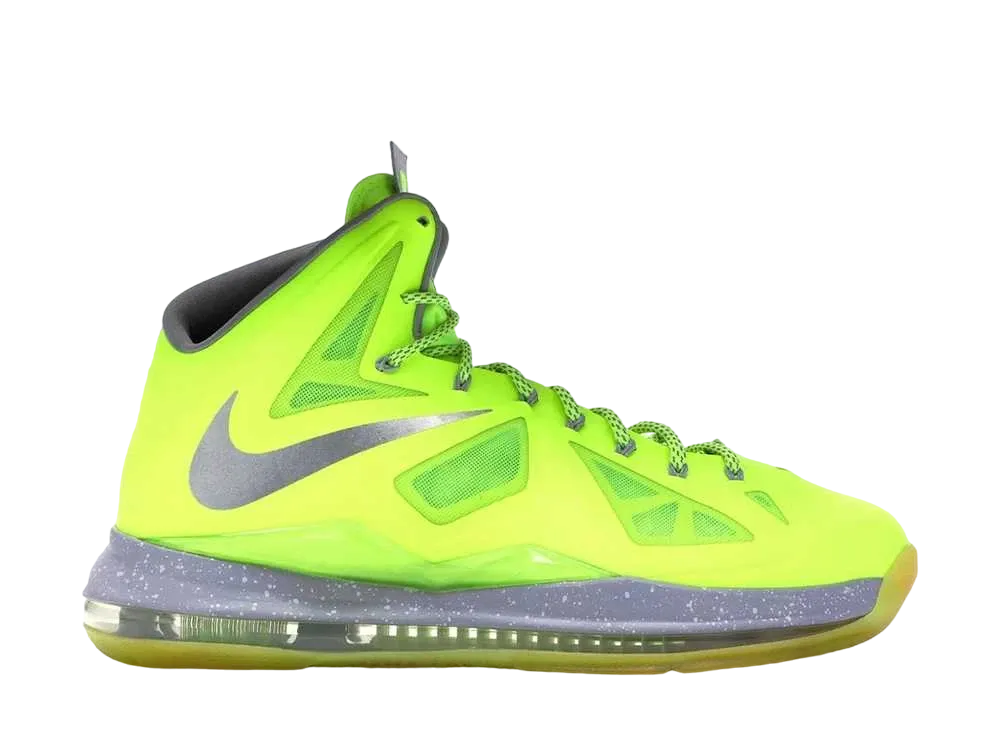 ナイキ レブロン X "ボルト"
