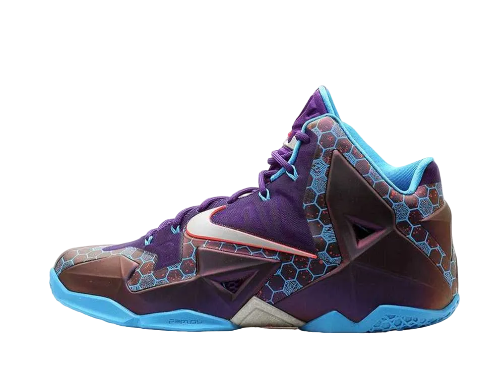 ナイキ レブロン11 サミット レイク ホーネッツ "コートパープル"