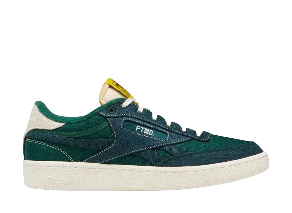 フューチャーメイド スタジオ × リーボック クラブC リベンジ ヴィンテージ "ダークグリーン"