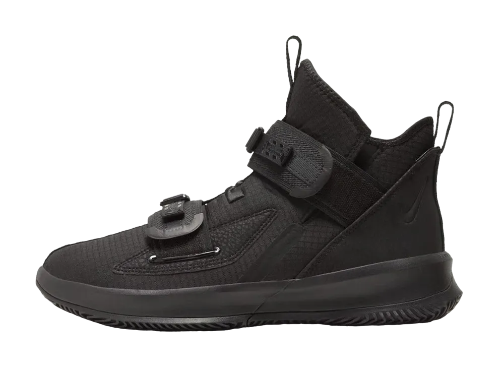 ナイキ レブロン ソルジャー13 SFG "ブラック"