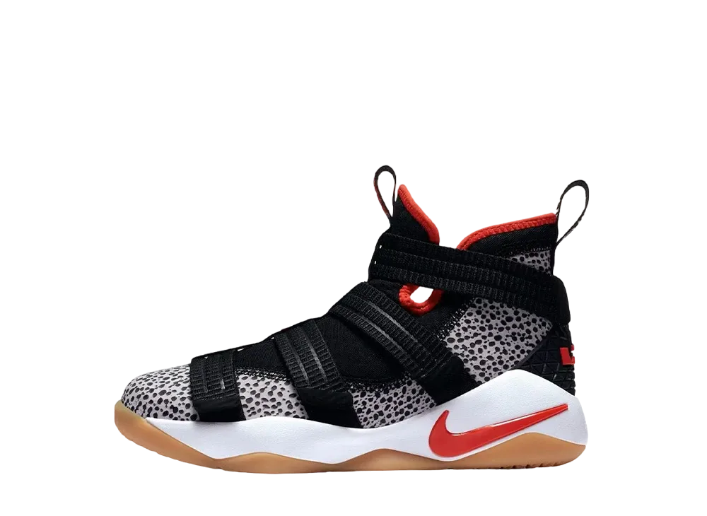 ナイキ GS レブロン ズーム ソルジャー 11 サファリ "ブラック/チーム オレンジ"