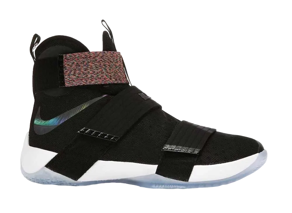 ナイキ レブロン ズーム ソルジャー10 "コスミック"