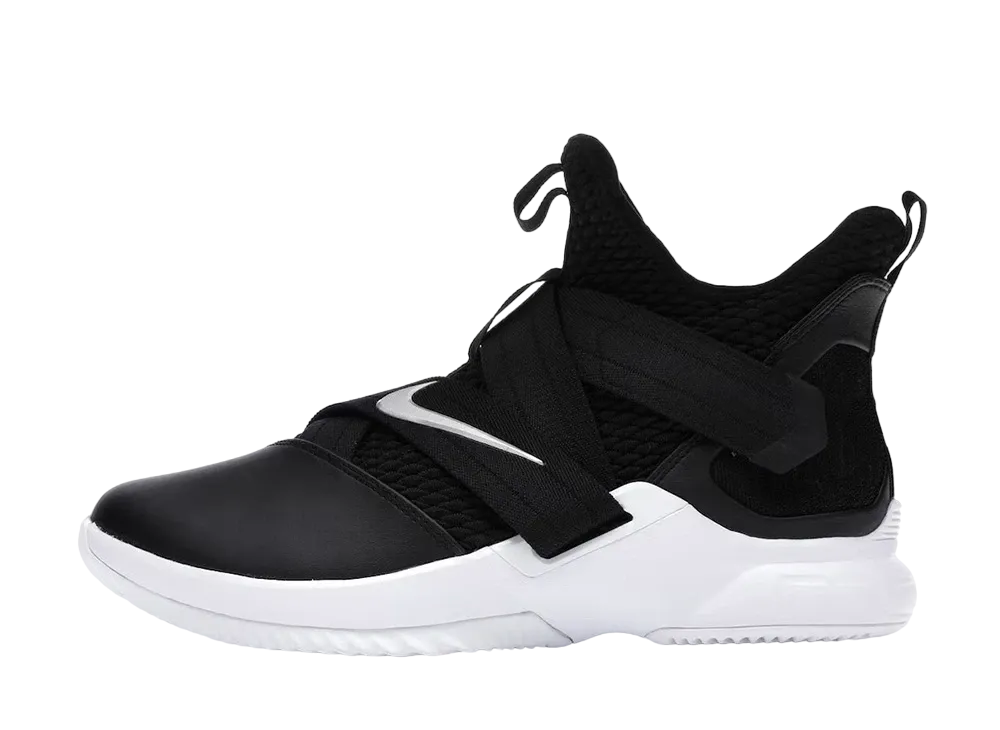 ナイキ レブロン ソルジャー12 TB "ブラック/ホワイトシルバー"