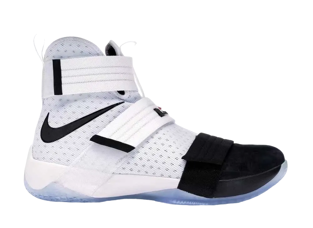 ナイキ レブロン ズーム ソルジャー10 "ブラック トー"