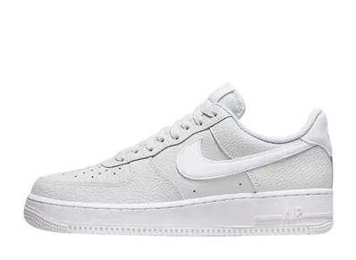 ナイキ エアフォース1 ロー '07 ペブル "ピュア プラチナム"