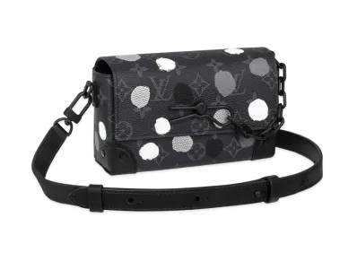 Louis Vuitton x Yayoi Kusama Steamer Wearable Wallet Monogram Eclipse Painted Dots