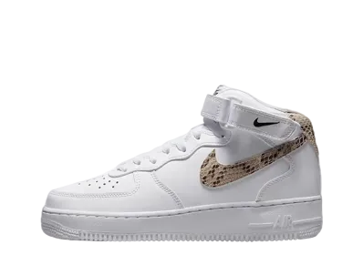 ナイキ ウィメンズ エアフォース 1 07 ミッド "ホワイト/サンド ドリフト"