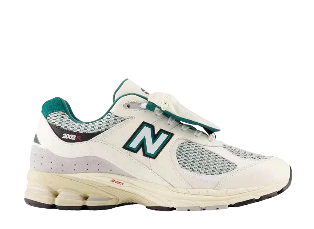 New Balance 2002R "Nightwatch Green"