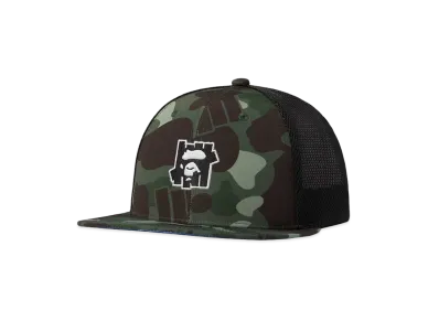 A BATHING APE x UNDEFEATED Color Camo Mesh Cap "Green"
