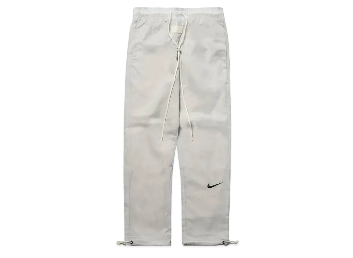 ナイキ フィア オブ ゴッド ウーブン パンツ "ピュアプラチナ"