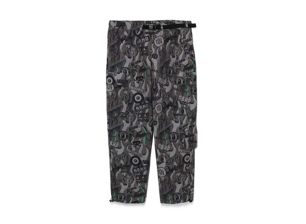 A BATHING APE x NEIGHBORHOOD Multi Pocket Track Pants "Green"