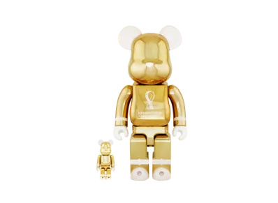 Bearbrick FIFA WORLD CUP QATAR 2022 (TM) OLP GOLD 100% & 400%