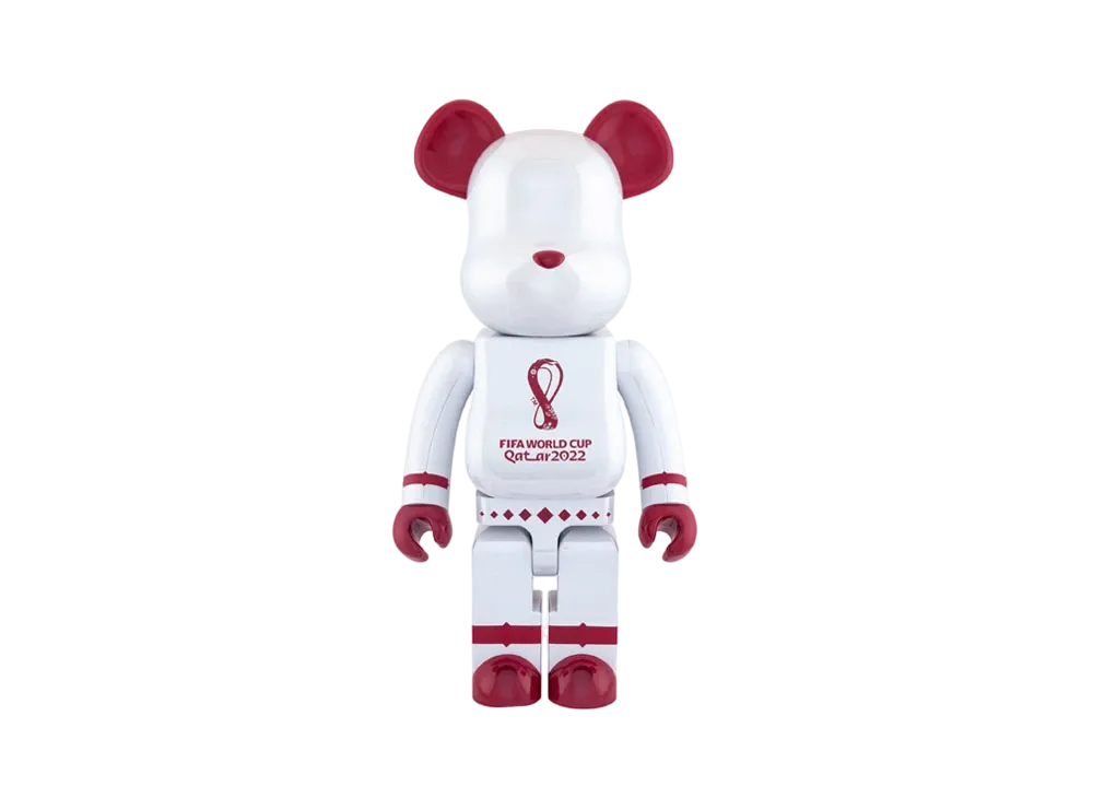 Bearbrick FIFA WORLD CUP QATAR 2022 (TM) OLP WHITE CHROME 1000%