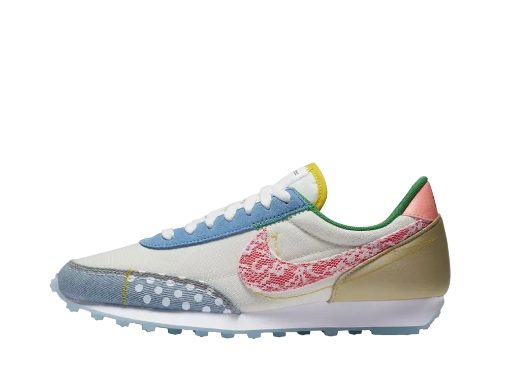 ナイキ ウィメンズ デイブレイク "ブライト クリムゾン"