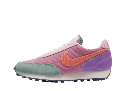 Nike Women's Daybreak Corduroy "Desert Berry"