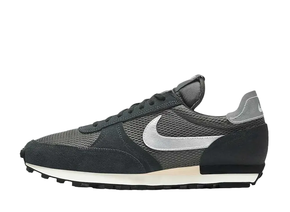 ナイキ デイブレイク タイプ メッシュ "アイロン グレイ"