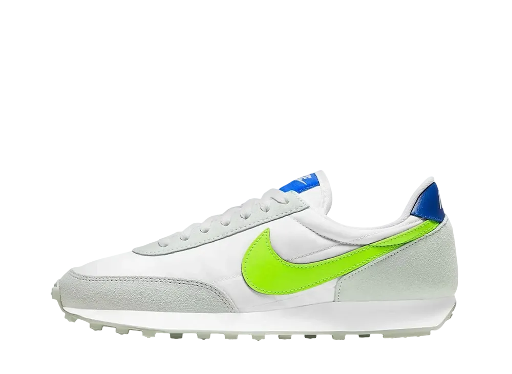 ナイキ ウィメンズ デイブレイク "ホワイト/エレクトリック グリーン"