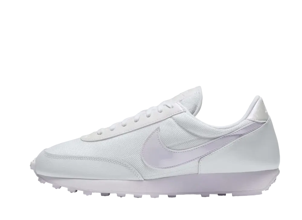 ナイキ デイブレイク "ホワイト"