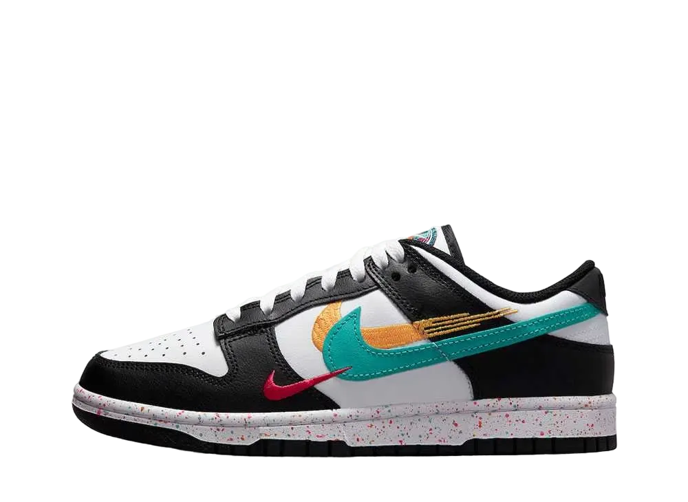 ナイキ ウィメンズ ダンク ロー "ルナニューイヤー"