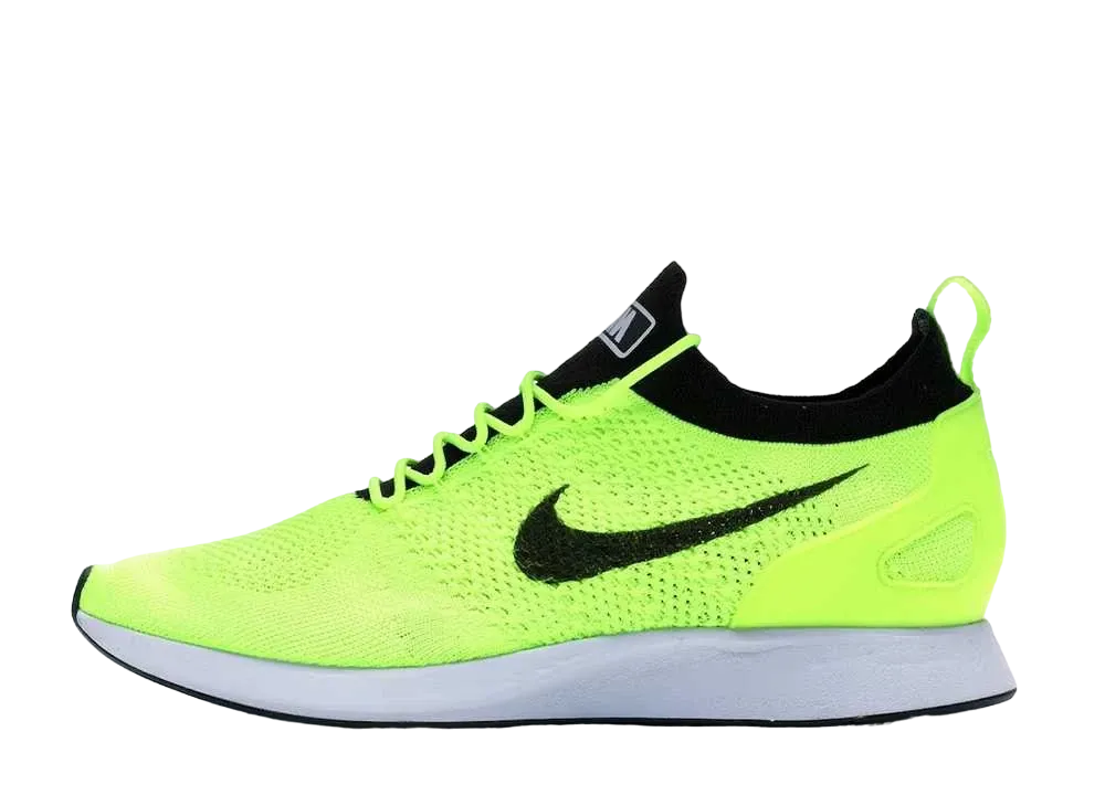 ナイキ マライア フライニット レーサー "ボルト セコイア"