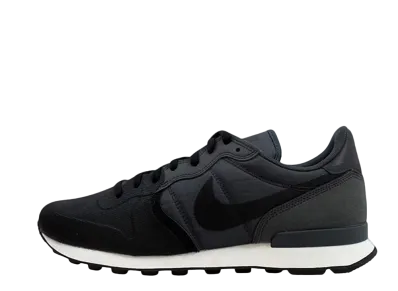 ナイキ インターナショナリスト プレミアム SE "ブラック"