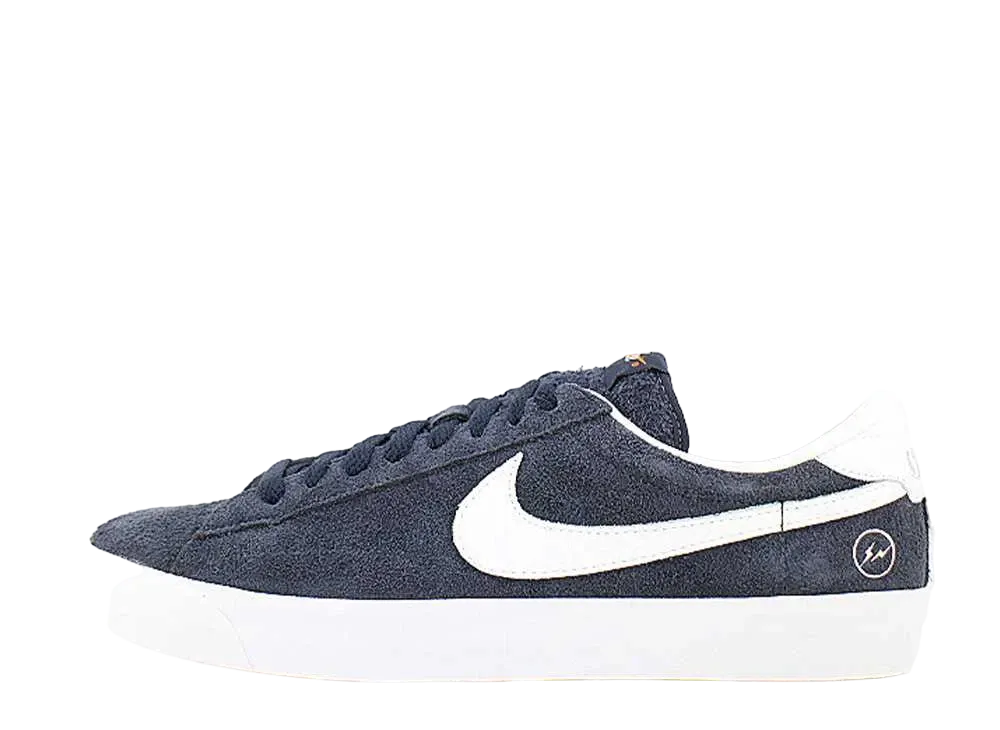 ナイキ テニスクラシック AC PRM "ダーク オブシディアン"