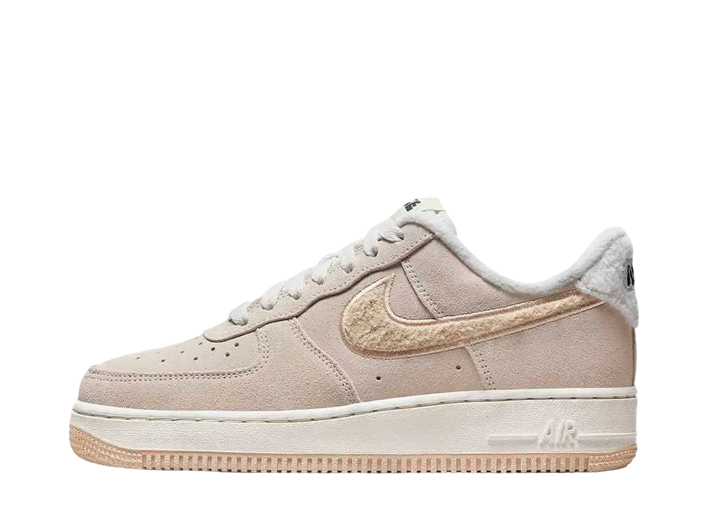 ナイキ ウィメンズ エアフォース1 ロー '07 フリース スウッシュ "ファントム"