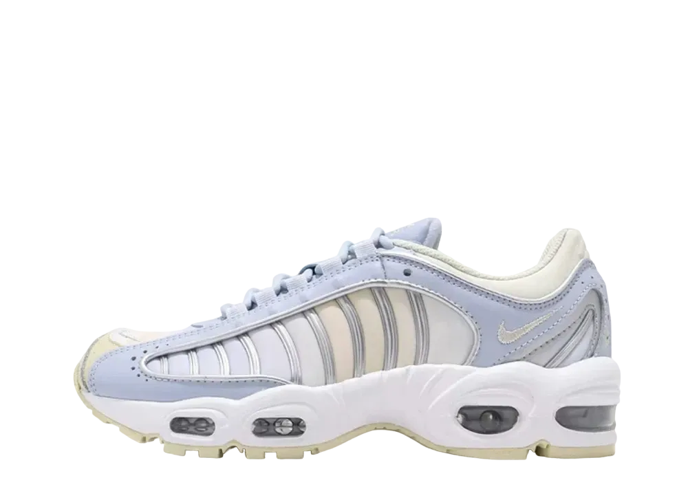 ナイキ ウィメンズ エアテイルウィンド 4 LX "ハイドロゲン グレー"