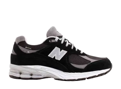 ニューバランス 2002R ゴアテックス "ブラック/グレー"
