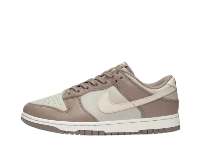 ナイキ ウィメンズ ダンク ロー "ボーン ベージュ"