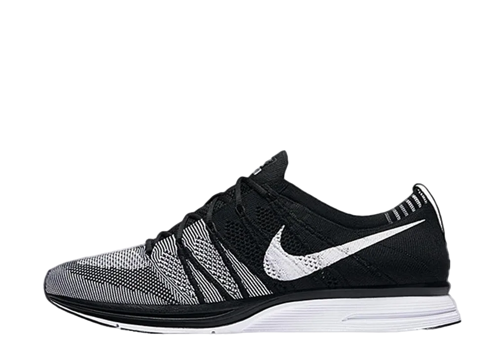 Nike Flyknit Trainer "Oreo"